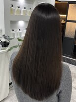 ピリオド 赤坂(Period.)&nbsp;ロングヘアー暗髪オリーブカラー上級髪質改善　赤坂見附