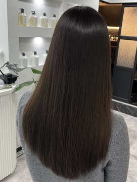 ピリオド 赤坂(Period.) ロングヘアー暗髪オリーブカラー上級髪質改善　赤坂見附