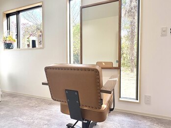 エン(enn)の写真/【女性1人のプライベートサロン】朗らかで明るいオーナーで相談しやすい◎髪質やダメージに合わせご提案♪