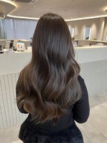 ビビバイベル(BiVi by BHEL) 桑名ロングレイヤーカットハッシュカット透明感カラー重めロング