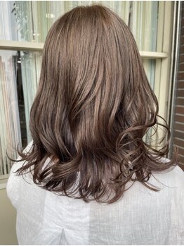 アリュー(allu)の写真/『anna限定!カット+カラー+トリートメント(クイックスパ付)￥9500』プチプラ×ハイクオリティなサロン[allu]