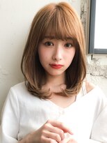 大人かわいいフェザーバングカーキグレージュ小顔カット♪