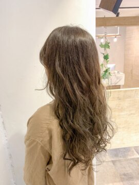 エイトオーミヤ 大宮店(EIGHT omiya) 【EIGHT 大宮】ミルクティーベージュ