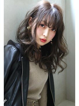 ブラン 栄(Blanc) 【Blanc/栄】モノトーンアッシュ＿毛先パーマ＿セミロング