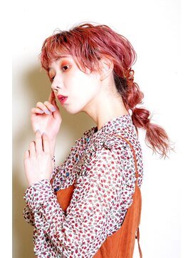 クシュ 所沢東口店(kusyu...) ビビットピンク×姫カット×オン眉×前髪パッツン×ワイドバング
