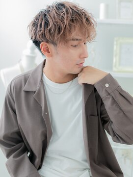 カバーヘア 上尾西口店(COVER HAIR) ハイトーンカラー外国人風ミディアムパーマa上尾10代20代30代