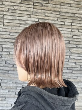 ハイバレーヘアーメゾン(HIGH VALLEY HAIRMAISON) 透明感ボブ/ペールベージュ/ハイトーンカラー/大人ボブ