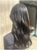 オリーブベージュ×セミロング巻き髪_TREAT妙典