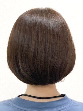 黄ぐまくん美容室 ショートボブ