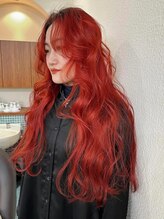 ヒュー(Hew) 朱色カラー×アカオレンジカラー×レッドカラー