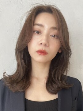 ノイ(noi) 顔周りレイヤーカットグレージュカラーくびれボブベージュカラー