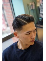 タイト スワッグ バーバーワークス(TIGHT SWAG BARBERWORKS)&nbsp;テーパーフェード×クラシックサイドパート