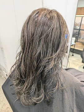 ナンバースリー 溝の口店(Number Three) グレージュ【N°3溝の口】