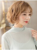 ■ホワイトブロンドハイトーンカラーゆるふわボブ47大宮10代20代