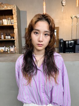 ステップボーンカットオオサカ(STEP BONE CUT OSAKA Via TICK-TOCK) 【ステップボーンカット】グランジパーマ