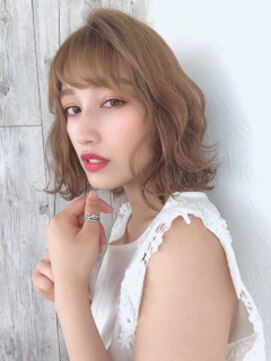 エレナ(Helena) 波ウェーブ×透け感シースルーバング