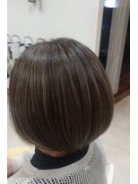 デフィ アオヤマ(defi AOYAMA) ボブスタイル
