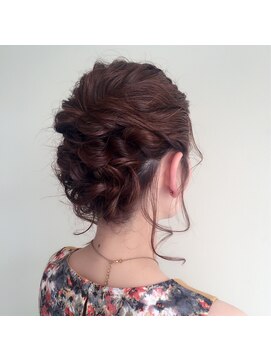 ピエドプール(PiED DE POULE) 編み込みで作る★こなれヘアセット