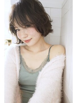 ネオリーブ チロル 横浜西口店(Neolive CiroL.) オフェロな柔らかボブ