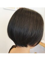 イゾラ(ISOLA)&nbsp;鉄板ショートボブスタイル