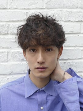 フィフス(fifth) コンマヘアツイストパーマショートレイヤーソフトツーブロック