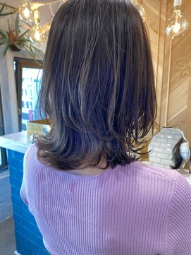 シー バイ ロンド 新宿(Sea by Lond) 【藤原三知代】ラベンダーカラーエアリーミディ