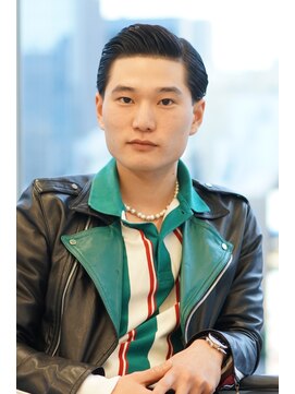 にもう ポンパドールサイドパートミディアムクラシック