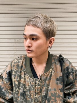 ルーカス(LUCAS) 【上原啓介】ショートウルフ×グレージュ