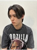 ナチュラルセンターパート/刈り上げスタイル