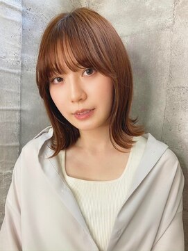 ブリス(VLISS) 外ハネミディボブ_ベージュカラーボブ