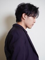 ビュートリアム265(BEAUTRIUM 265)&nbsp;韓国メンズパーマ 黒髪パーマ センターパートシースルーマッシュ