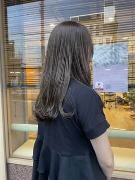 ブロッサム 東中野店 大人美人アッシュオリーブショコラアッシュ韓国ヘアモテ髪