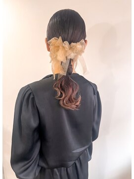 イチザサロン(ICHI THESALON) タイトローポニー