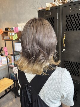 アチーブリス(achieve Liss) 毛先カラーハイトーンベージュ透明感ミルクティーベージュミディ