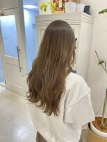 アヴァンセスリール(AVANCER sourire) ロングレイヤー×ブラウンベージュ