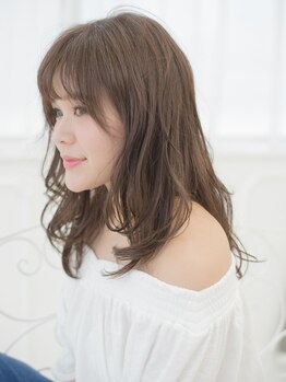 サンセリテ(suncerite)の写真/頭皮にも髪にも優しい、白髪抑制カラー《オキシロン》使用☆いつまでも若々しくいたい大人女性をサポート