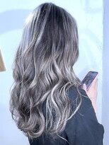 ブレイズヘアー(BLAZEhair)&nbsp;【モノトーンカラー】ホワイトバレイヤージュ×ブリーチ２回