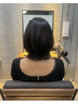 くびれミディアム