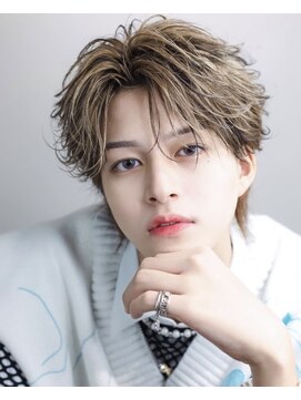 アストラ(ASTRA) MEN’S HAIR/波巻きツイストスパイラル/リバースセンターパート