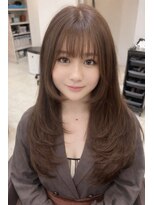 ザシラ(THE SIRA)&nbsp;小顔レイヤーカット