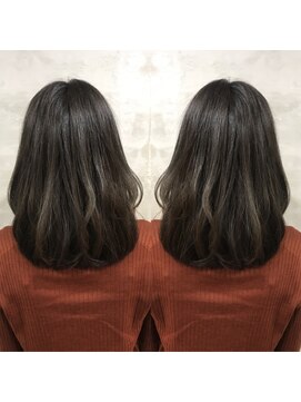 エスト 小倉(est) “赤みを消したベージュ系”