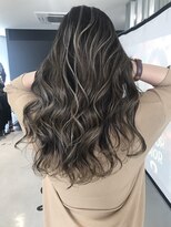 キング 枚方店(K!ng)&nbsp;髪を綺麗に見せるフルハイライト