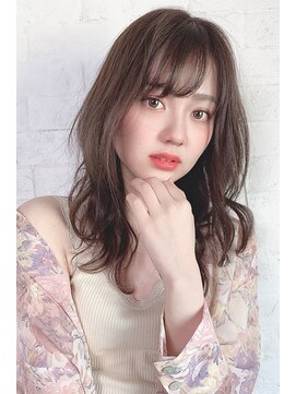 ジーナ セントラル銀座(Zina) 小顔セミウェットウェーブピンクベージュハイライトカラー