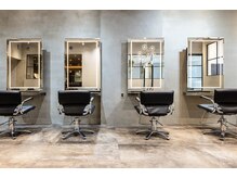 HAIR  -  TOTAL BEATUTY   -