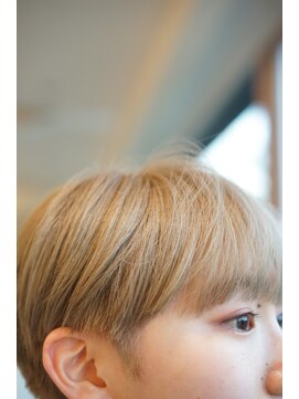 ビュートリアム 鎌倉小町(BEAUTRIUM) ワンブリーチでミルキーベージュ