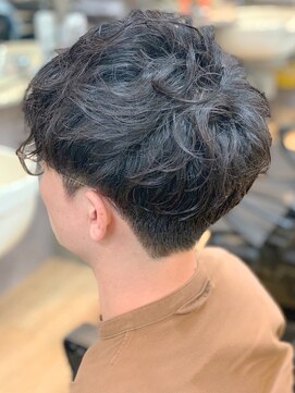 インタークロス 20代30代30代メンズフェザーマッシュ好感度