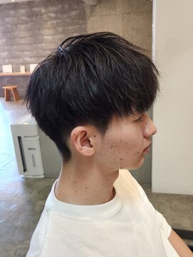 ニアウ 伊勢崎連取店(Niau) 刈り上げショート前下りマッシュニュアンスパーマ波巻きパーマ