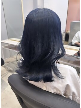 クム(kumu) ブルーブラック