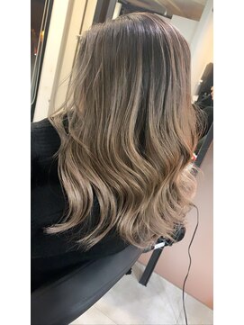 ラフ 難波店(LAFF) #セミディ#シアカラー#ショートヘアー#姫カット#ダークアッシュ