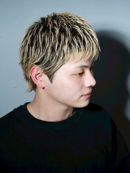 ヒロギンザ 池袋東口店(HIRO GINZA)の写真/【最終受付21時/個室】学生～ビジネスマンまで幅広い年齢層から人気◎メンズカットならココ。[理容室]